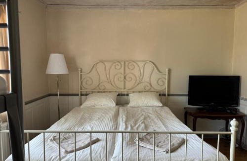Lekhyttan Bed & Breakfast | Hallagårdens B&B
