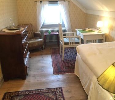 Soderbarke Hostel | Handlarens villa - Vandrarhem de luxe