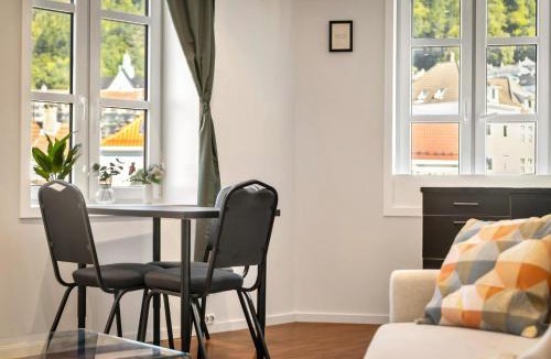 Sandviken Apartment | Harbour - 1BR Apartment