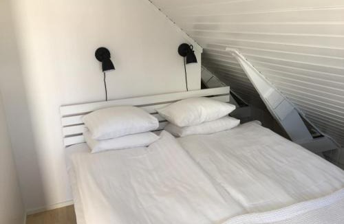 Hamburgsund Apartment | Harbour House