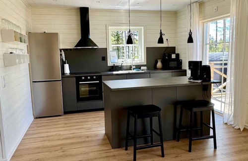 Hultsfred House | Haus am See Gnötteln by Interhome