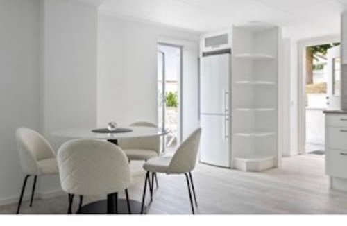Innerstaden Apartment | Havsutsikt och Solnedgång på 50kvm för 4p