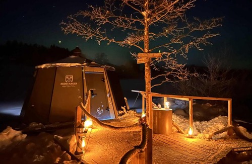 Storfors Boat Rental | Hedetangen AuroraHut wintertime