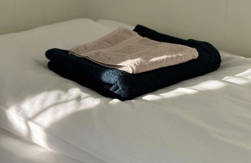 Bugynes Hotel | Hedvig Guesthouse & Ragnahus