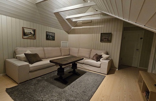 Lærdalsøyri House | Hellandbui in Øyragata, Lærdal