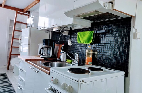 Kamppi Apartment | Helsinki city centre historic studio+loft