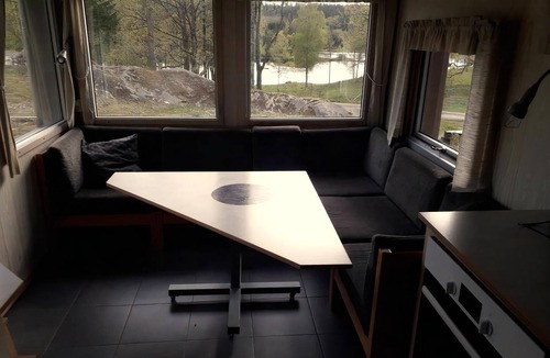 Gislaved Cottage | Here you live close to the lake and the forest!
