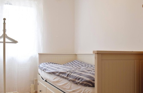 Stora Fro House | Here you will stay only 150 m from the Kalmarsund beach.