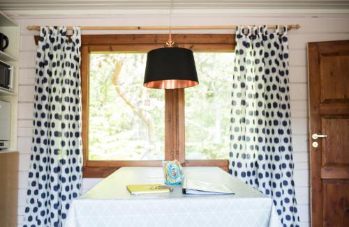Lemland Resort | Herrö stugor
