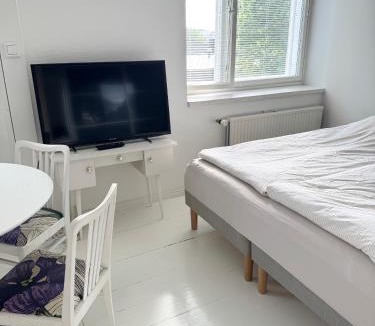 Keskinen District Apartment | HHH Charming studio with excellent location