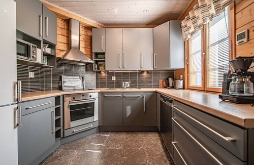 Sirkka House | Hiihtogreeni A by Aavalevi Holidays