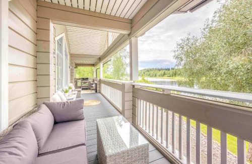 Jamsa Villa | Himos Hopearanta Private beach Incl WiFi, Jacuzzi,row boat