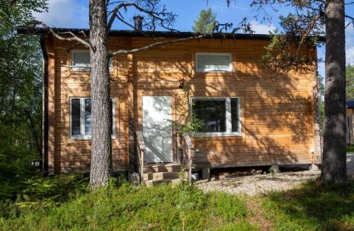 Kaamanen Ski Chalet | Hirsi - The White Blue Wilderness Lodge