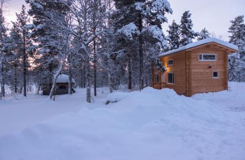 Kaamanen Ski Chalet | Hirsi - The White Blue Wilderness Lodge