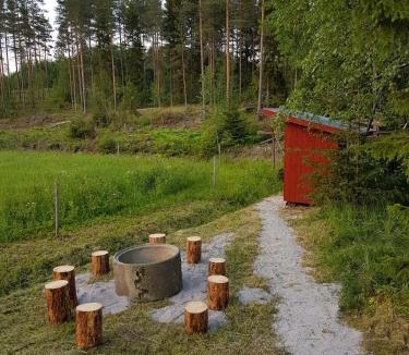 Pohja Apartment | Hirvikallio - a peaceful cottage in the middle of nature