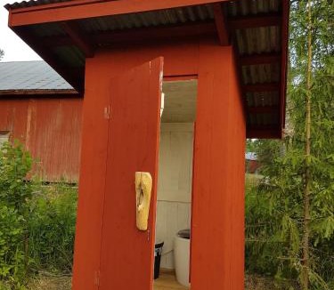 Pohja Apartment | Hirvikallio - a peaceful cottage in the middle of nature