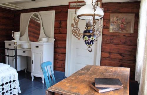 Farsund Ski Chalet | Historic Cabin near Fjord - Southern Norway