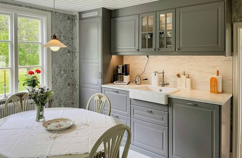 Svangsta House | Historic countryside home near lake in Ekeryd