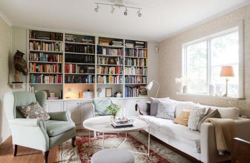 Nacka Municipality Villa | Historic Villa in Saltsjobaden 20 min from Stockholm City