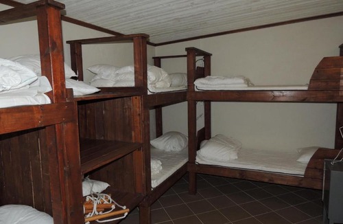 Lonsboda Hostel | Hjärtasjöstugor