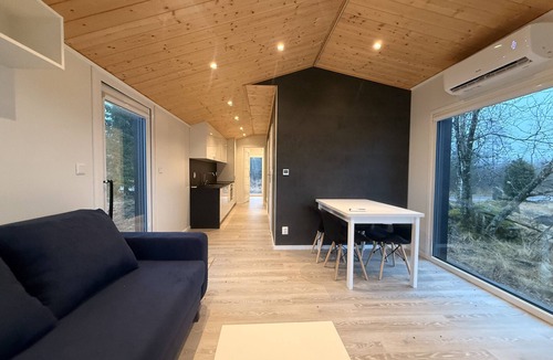 Knared House | Holiday accommodation in the middle of nature in Knäred |SE02015