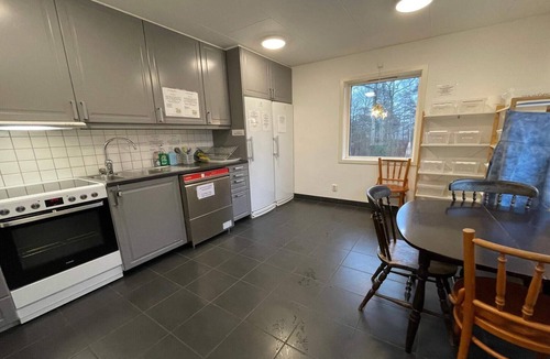 Stenungsund House | Holiday home, 250m from sea