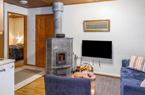 Tahkovuori House | Holiday Home Alppitalo sinitähti 9 apt 2 by Interhome