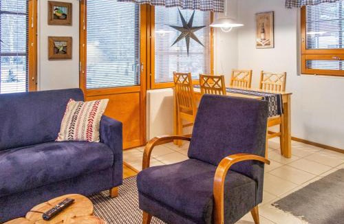 Tahkovuori House | Holiday Home Alppitalo sinitähti 9 apt 2 by Interhome
