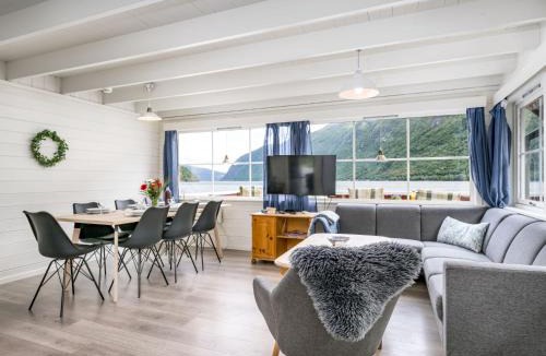 Vik House | Holiday Home Balder by Interhome