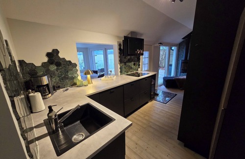 Boras Municipality Cottage | Holiday home by lake