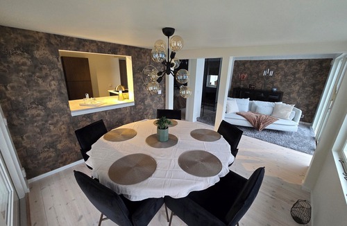 Boras Municipality Cottage | Holiday home by lake