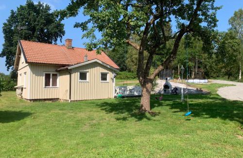 Vargarda House | Holiday Home Charmantes Landhaus by Interhome