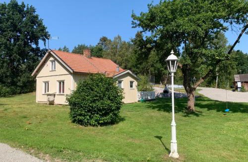 Vargarda House | Holiday Home Charmantes Landhaus by Interhome