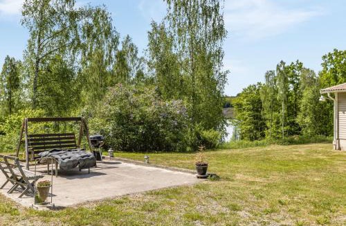 Olofstrom House | Holiday Home Erikstorp Villan by Interhome