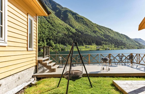Balestrand House | Holiday Home Eseviki by Interhome