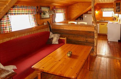 Askvoll House | Holiday Home Havsblikk by Interhome