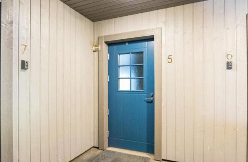 Akaslompolo House | Holiday Home Hil-lak-ka ii as 5 by Interhome