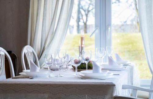 Ulricehamn Municipality House | Holiday Home Himmelbungalow by Interhome