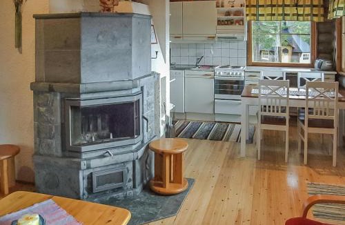 Kivipera House | Holiday Home Honkapirtti- vuotunki by Interhome