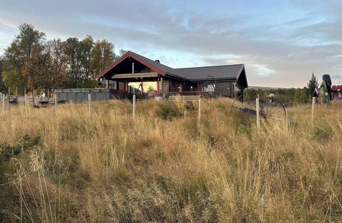 Dovre House | Holiday home in beautiful Rondane with pool and sauna