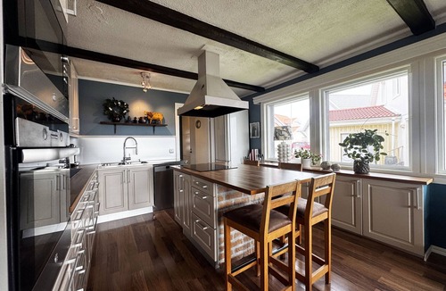 Kungshamn Ski Chalet | Holiday home in beautiful Kungshamn – perfect for two families | SE09079