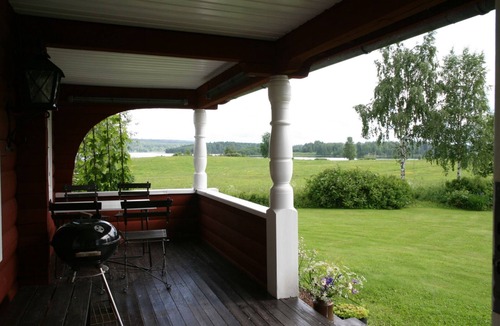 Kopparberg House | Holiday home in Bergslagen with lake views