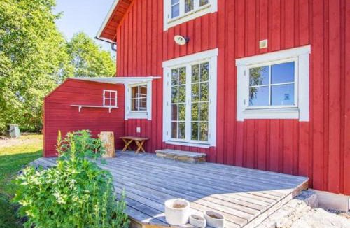 Eksharad House | Holiday Home in Hagfors mit Großem Garten by Interhome