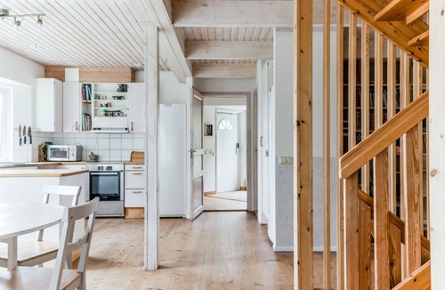Jarna Ski Chalet | Holiday Home in Järna with fantastic views | SE13011