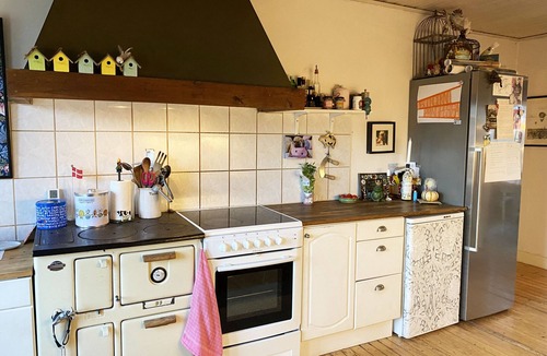 Mellbystrand House | Holiday home in northern Mellbystrand with a view of Laholmsbukten SE02039
