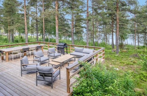 Isnas House | Holiday Home Joutsen by Interhome