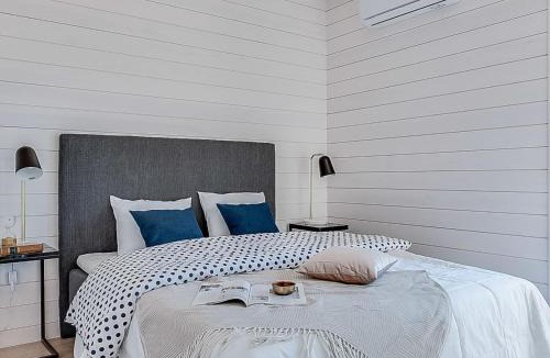 Kasnas House | Holiday Home Kasnäs marina a 4 by Interhome
