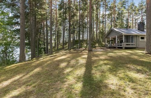 Mantyharju House | Holiday Home Kivilöytö by Interhome
