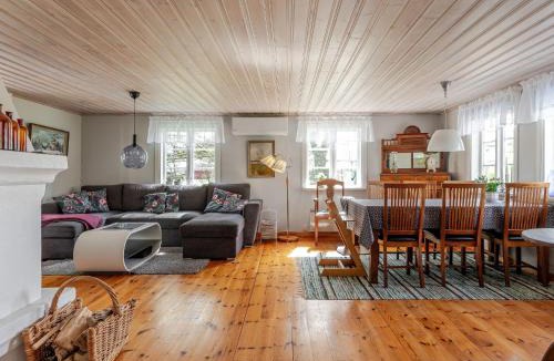 Kalv House | Holiday Home Klägghult by Interhome