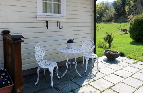 Askvoll House | Holiday Home Kvamsvika by Interhome
